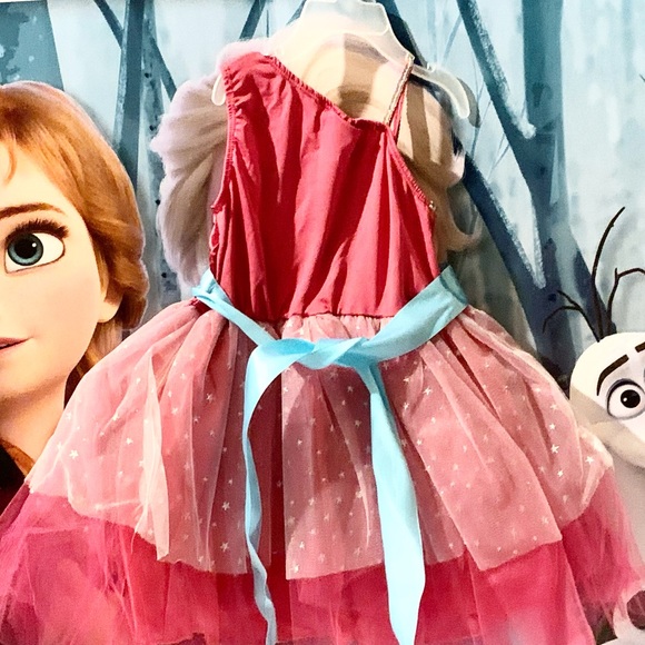 Dress - Picture 2 of 2